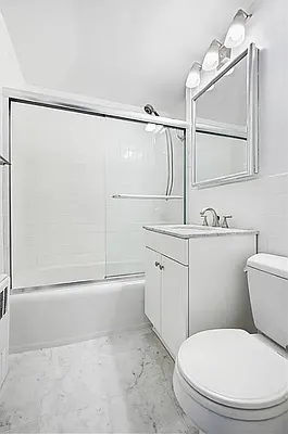 Rented by REAL New York | media 5