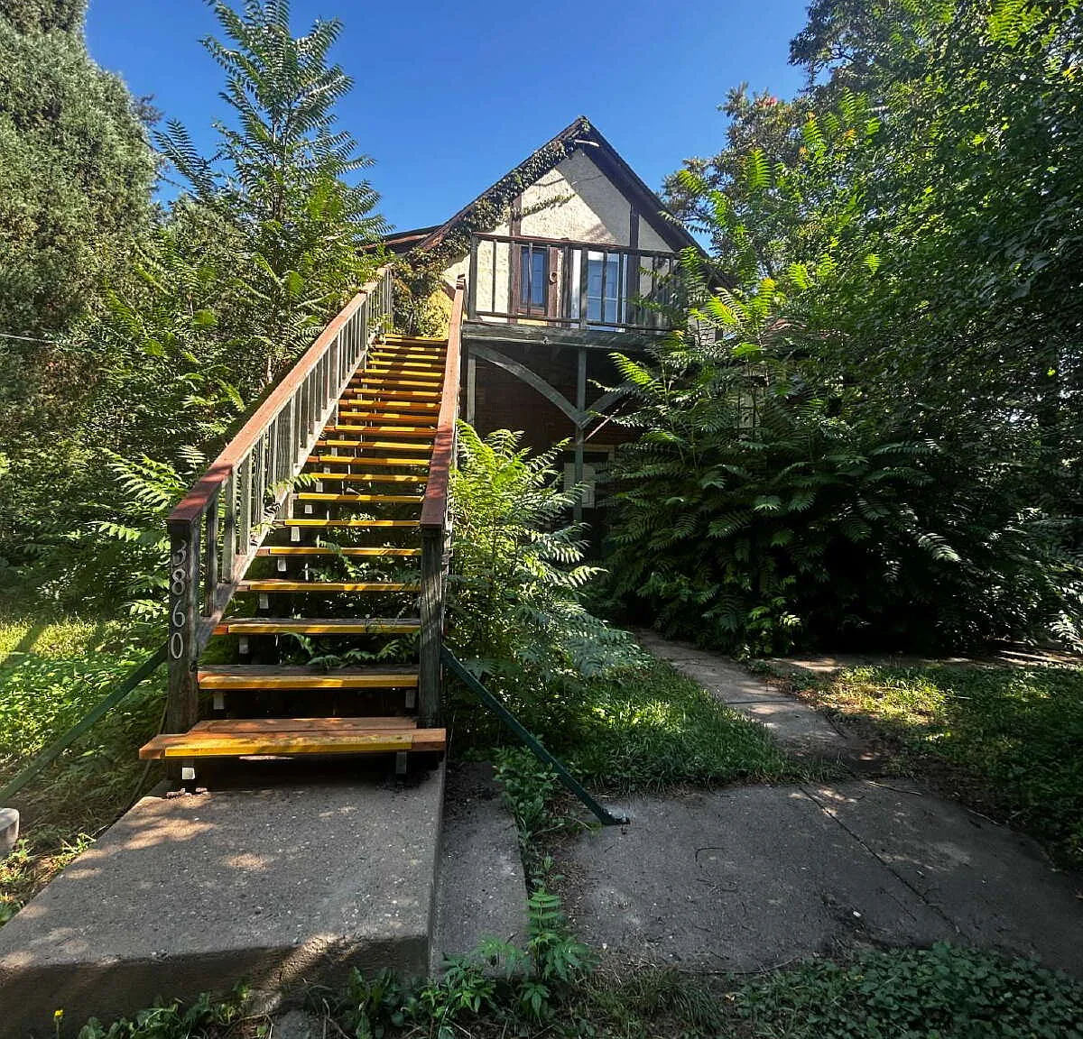 1 bed, 1.0 bath, $1,100 — Photo 4