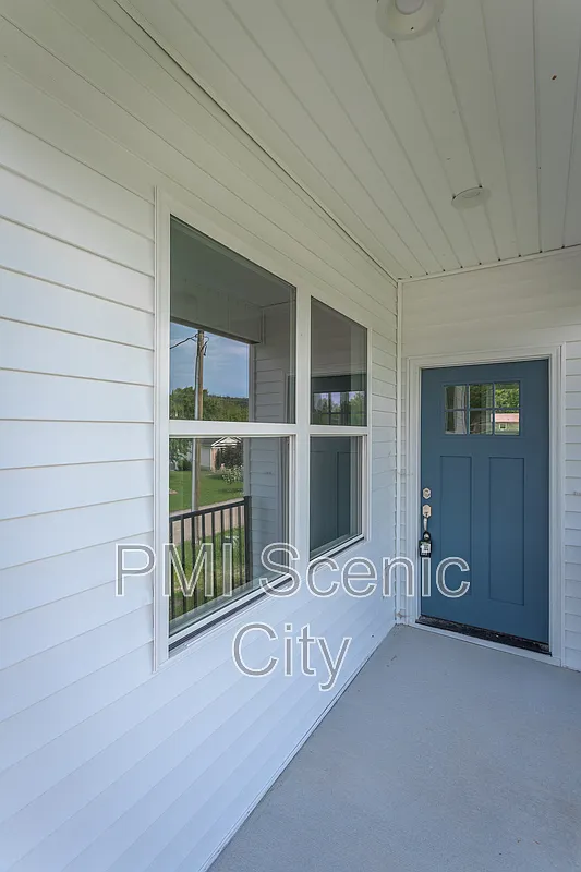 South Gate S.D — Photo 3