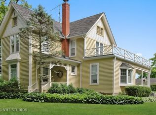 9505 Thompson Rd, Woodstock, IL 60098