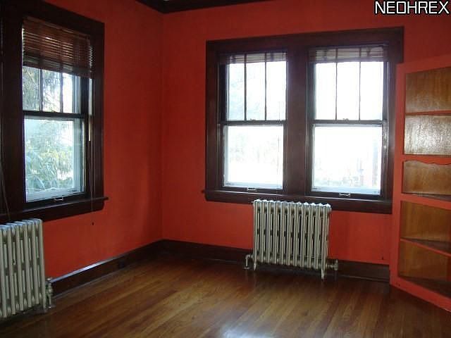 1st image of 25191 Chatworth Dr