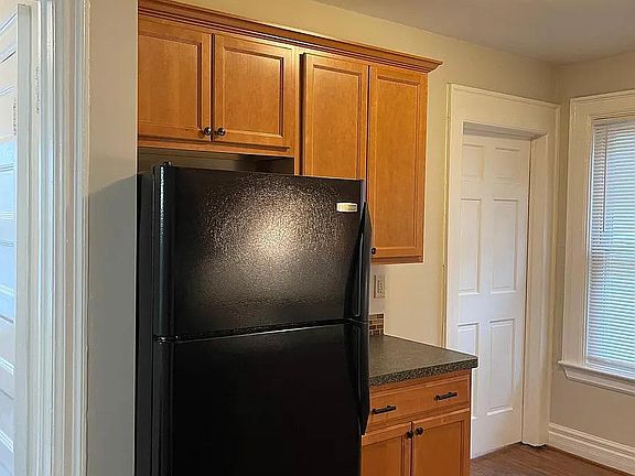 4th image of 295 Richmond Ave APT 3