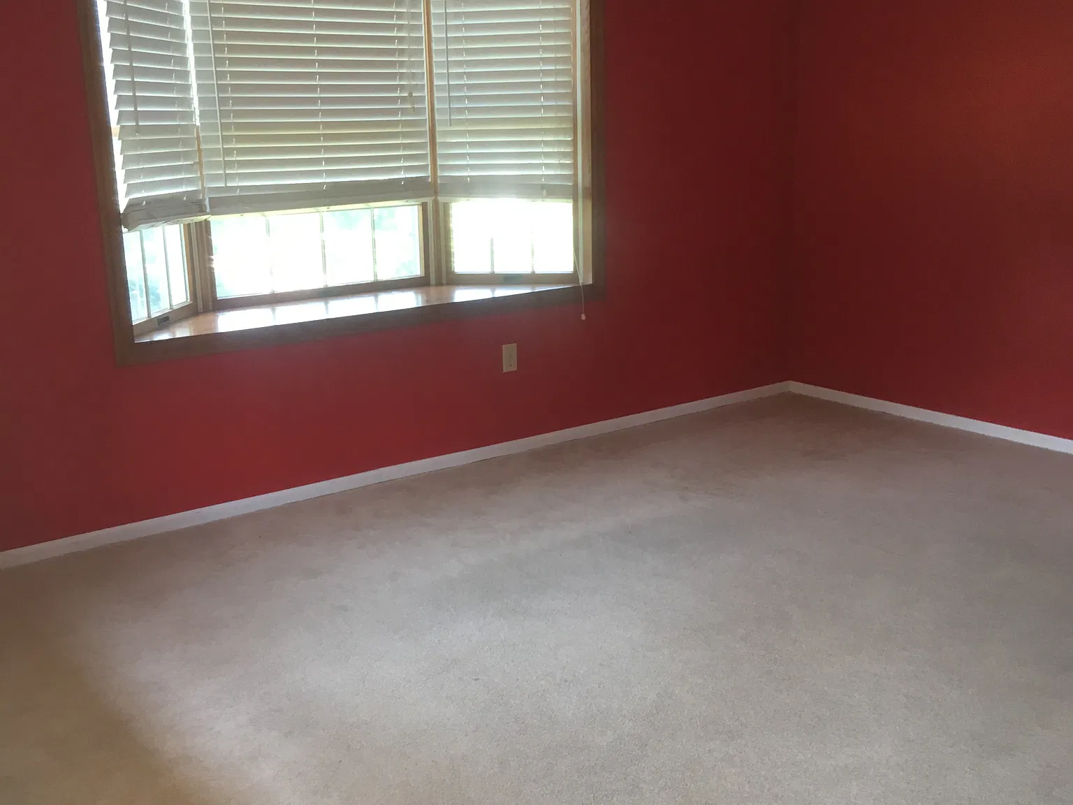 2 bed, 1280 sqft, $1,400 — Photo 2