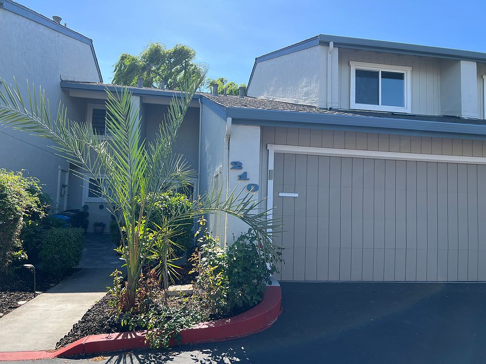 1st image of 210 Beach Park Blvd