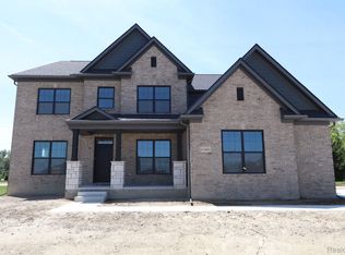 61889 Moore Ln, Washington, MI 48094