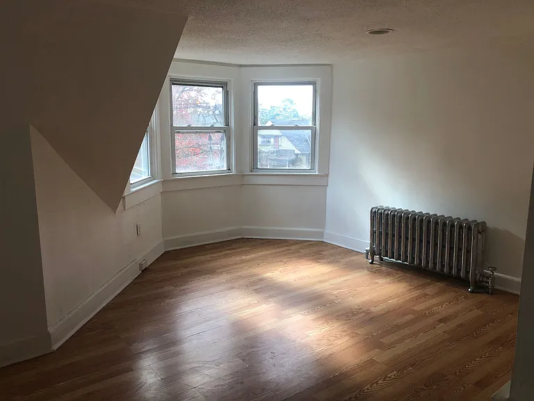 58 Kellogg St #3 — Photo 8