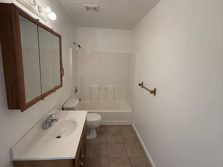 345 Randolph Ave #1 — Photo 16