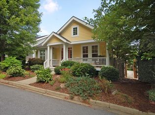 58 S Inglenook Ln, Flat Rock, NC 28731