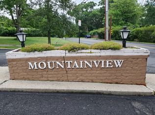 166 Sierra Vista Ln, Valley Cottage, NY 10989