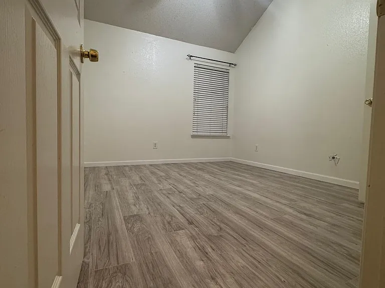 324 Arbor Glen Dr — Photo 24