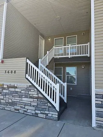 3 bed, 1100 sqft, $1,395 — Photo 2