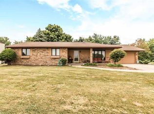 1220 W Progress St, Metamora, IL 61548