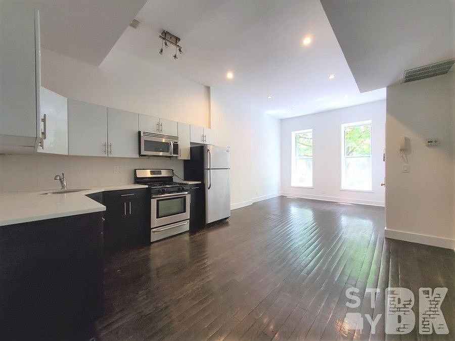 1st image of 487 Willoughby Ave #2B