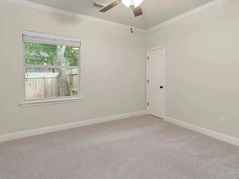 11405 Larue Belle Ln — Photo 14