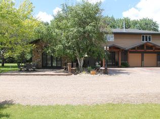 16061 NW 33rd St, Fairview, ND 59221