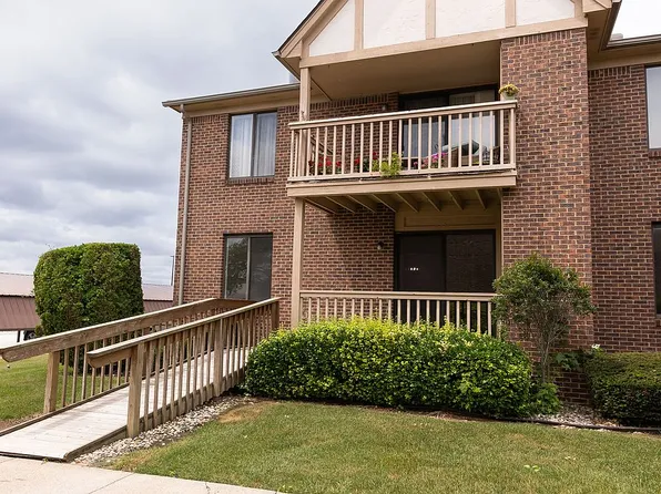 45204 Fryer Dr, Macomb, MI 48044