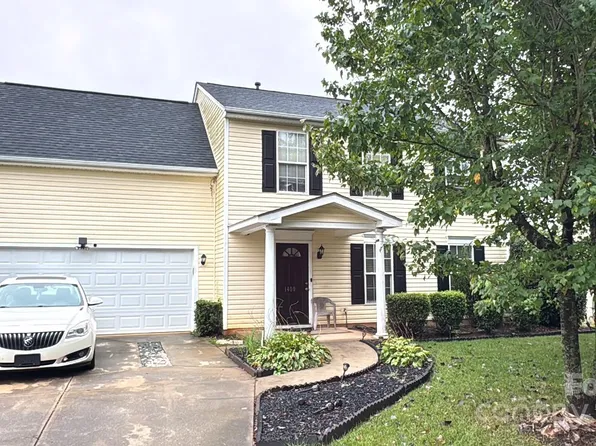 1400 Galesburg St, Charlotte, NC 28216