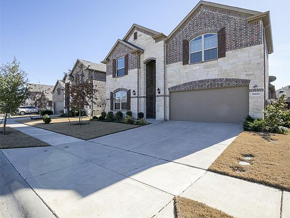 3rd image of 16600 Central Garden Ln