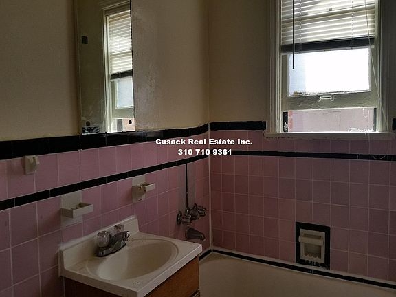 5th image of 135 N New Hampshire Ave