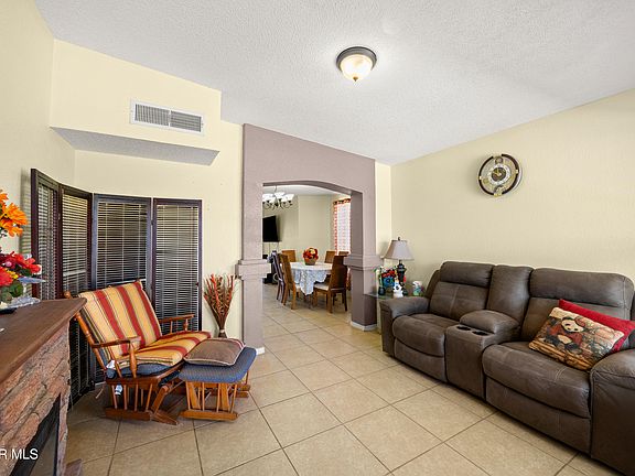 3rd image of 11916 Auburn Sands Dr