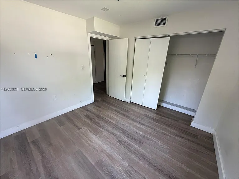 17150 NE 23rd Ave #3 — Photo 5
