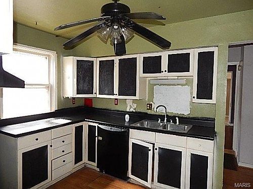 5th image of 8332 Archer Ave