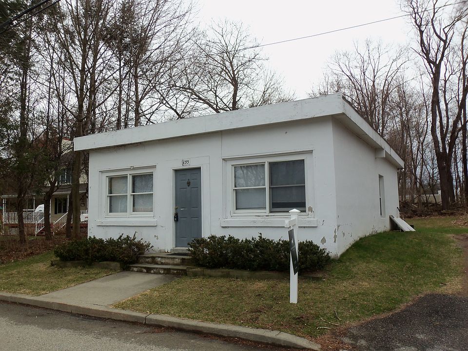 1st image of 155 Cortlandt St