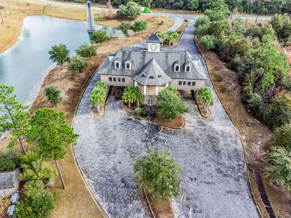 6829 Interlachen Ln, Laurel Hill, FL 32567