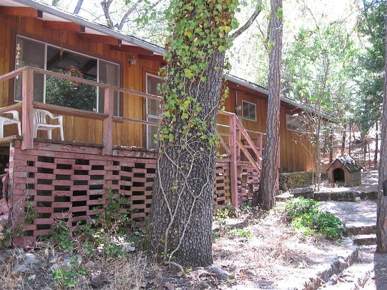 1st image of 326 Oak Woods Drive