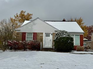 9707 McCracken Blvd, Garfield Heights, OH 44125