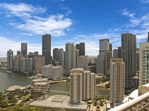 848 Brickell Key Dr, Miami, FL