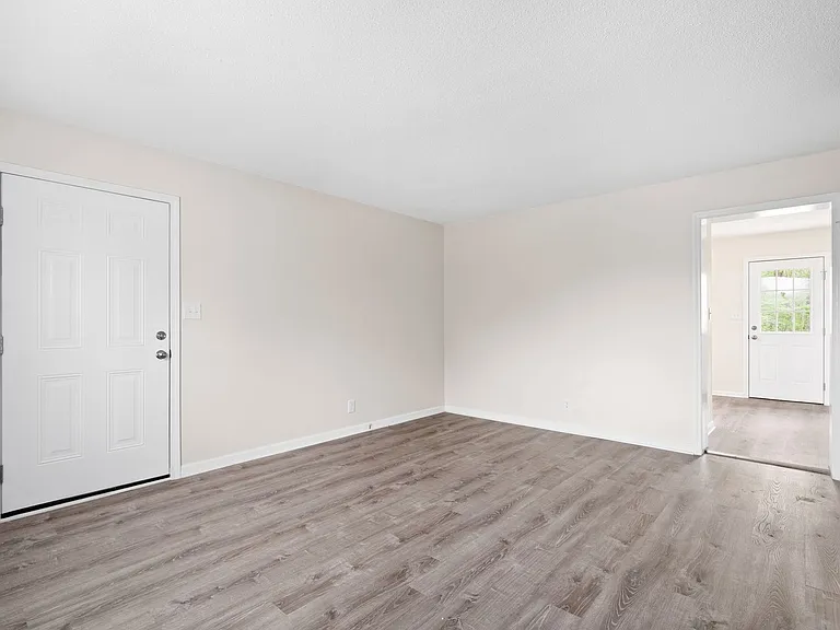 1671 Baltimore Dr — Photo 7