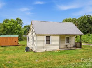 43 N Highland Ave, Granite Falls, NC 28630