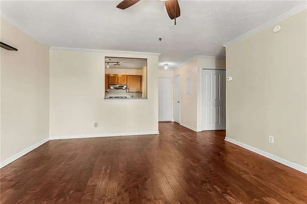 1 bed, 1.0 bath, 840 sqft, $1,500 — Photo 4