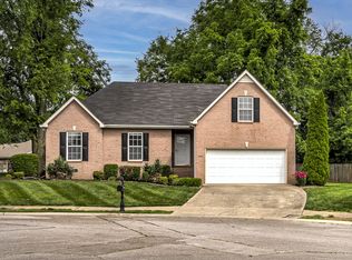 2707 Comer Dr, Murfreesboro, TN 37128