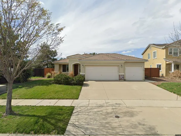 1573 Minories Dr, Plumas Lake, CA 95961