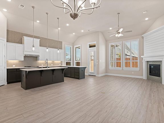 3rd image of 7505 Whisterwheel Way