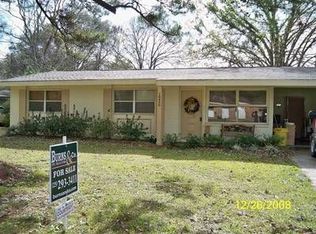 10456 Cedarlane Dr, Baton Rouge, LA 70816