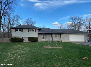113 Hillview Dr, Joplin, MO 64804