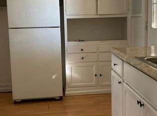 3 Nickwackett St APT 3, Rutland, VT 05701