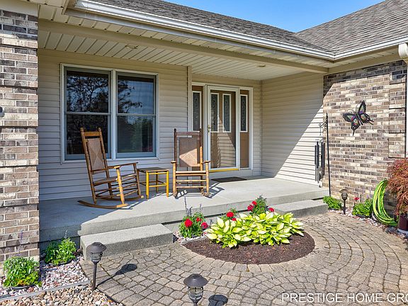 3rd image of 5415 Rozeveld Ct