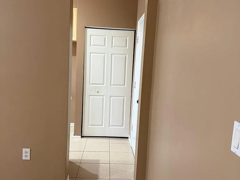 1510 Seminole Palms Dr — Photo 4
