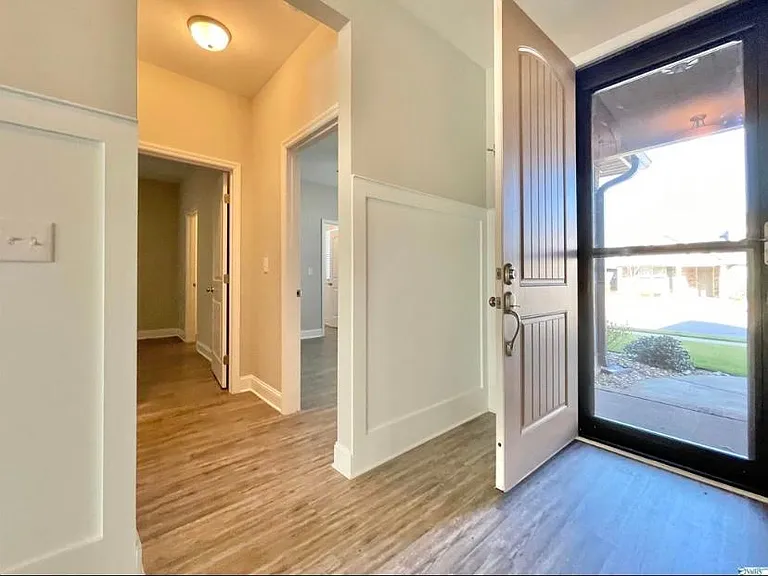 102 James Parcus Cir — Photo 35