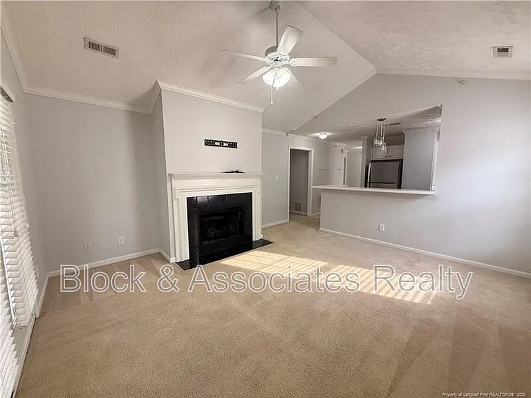 3342 Harbour Pointe Pl #9 — Photo 6