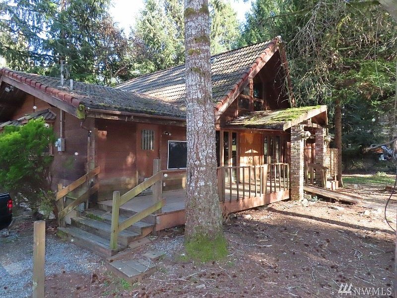 1st image of 30 E Glamis Ct