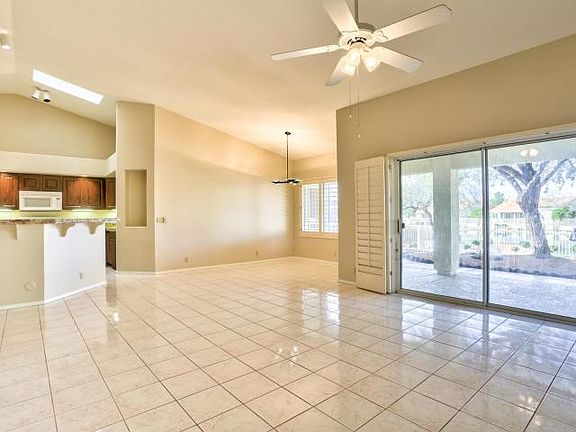 5th image of 20440 N 109th Dr