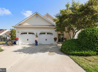 9 Hampton Rd, Manahawkin, NJ 08050