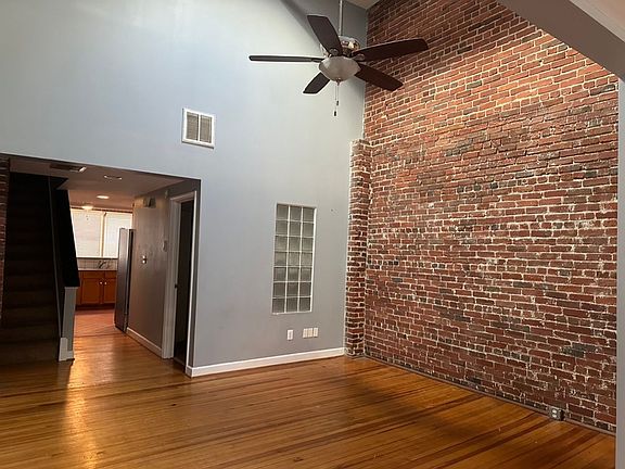 2nd image of 76 N Lexington Ave Ste A