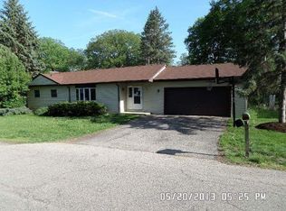 808 Northshore Dr, Wauconda, IL