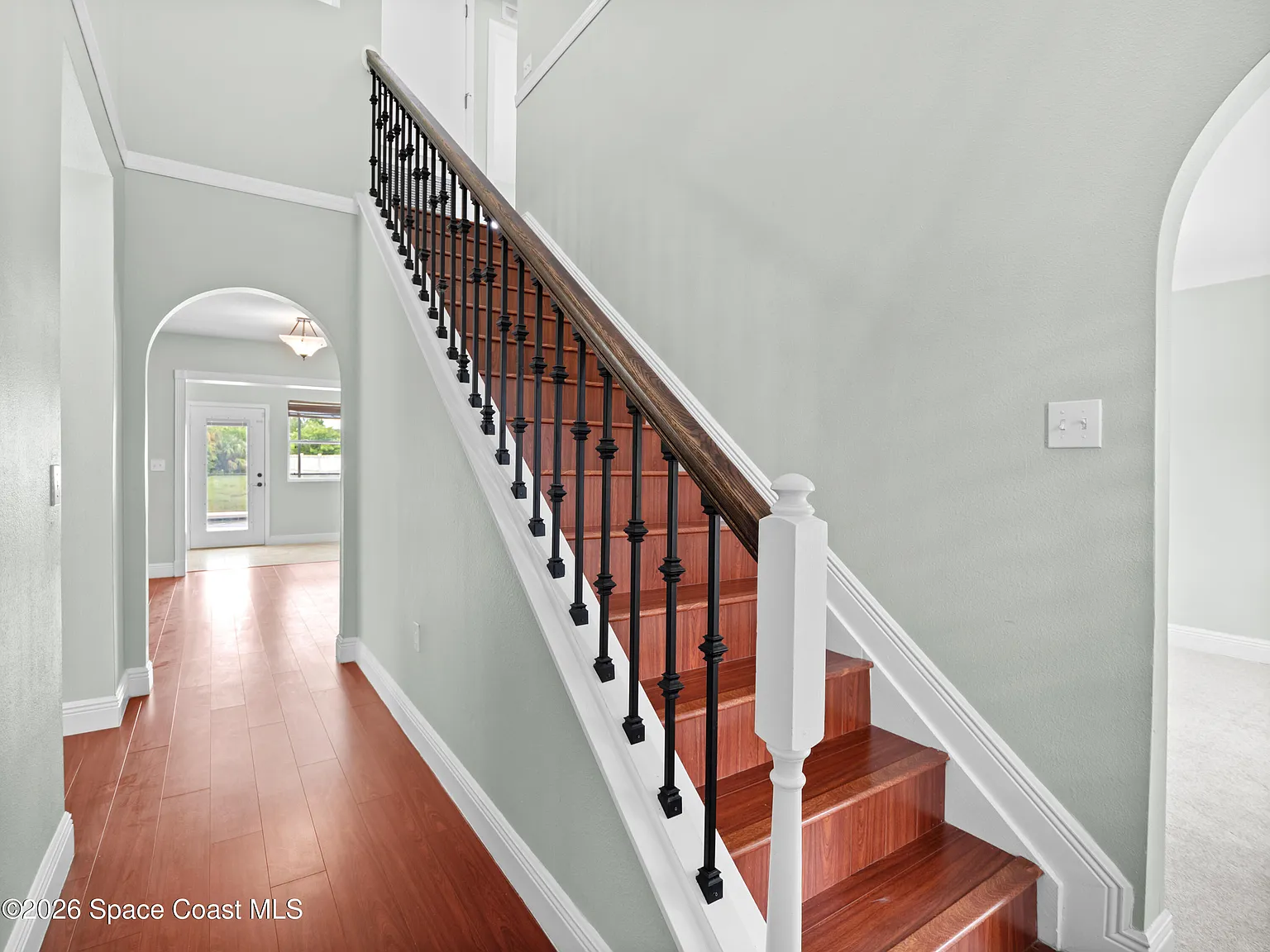 5 bed, 2.5 bath, 2545 sqft, $3,100 — Photo 4